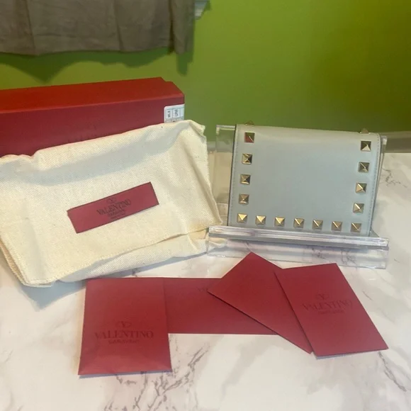 VALENTINO✨GARAVANI✨Wallet - Picture 1 of 12